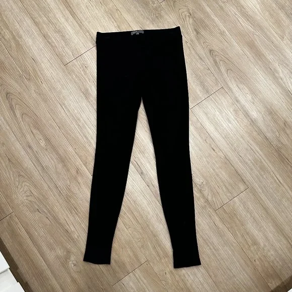 Vince. Black Back Seam Stitch Legging - Picture 8 of 14